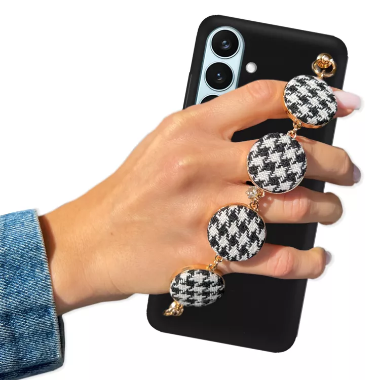 MATOWE ETUI DO SAMSUNG GALAXY S26 Z ŁAŃCUSZKIEM BLINK 29 CZARNY